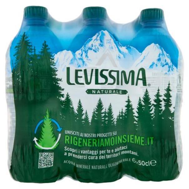 Acqua Minerale Naturale Oligominerale in Bottiglia PET Levissima Acqua Minerale Naturale Oligominerale in Bottiglia PET Levissima
