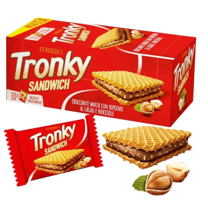 Snack di wafer  tronky con ripieno alla nocciola e granella 200g