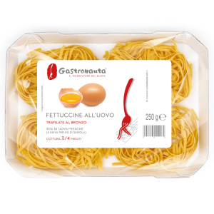 Fettuccine pasta all' uovo  da 250 gr.