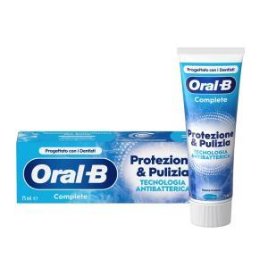 Dentifricio complete protezione e pulizia con tecnologia antibatterica oral-b 75 ml.